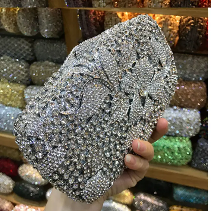 red/silver Crystal Rhinestones Women Evening Party Cocktail Bags Hollow Out Metal Bridal Clutch Wedding Purse Minaudiere Handbag