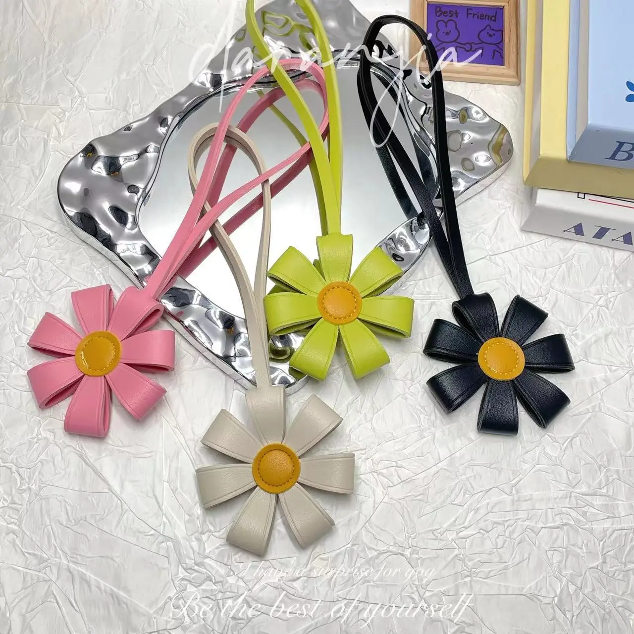 Colorful Sunflower Dopamine Bag Charm, PU Leather Small Flower Pendant, Exquisite Creative Leather Flower Ornament, Car Hanging