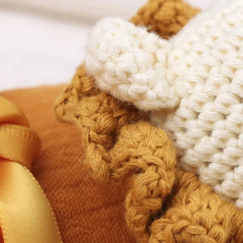 Newborn Gift Baby Swaddle Blanket Hair Brush Toy lion Pacifier Clip Teether Raffle bell Crochet doll Kit for Infant Photo Props