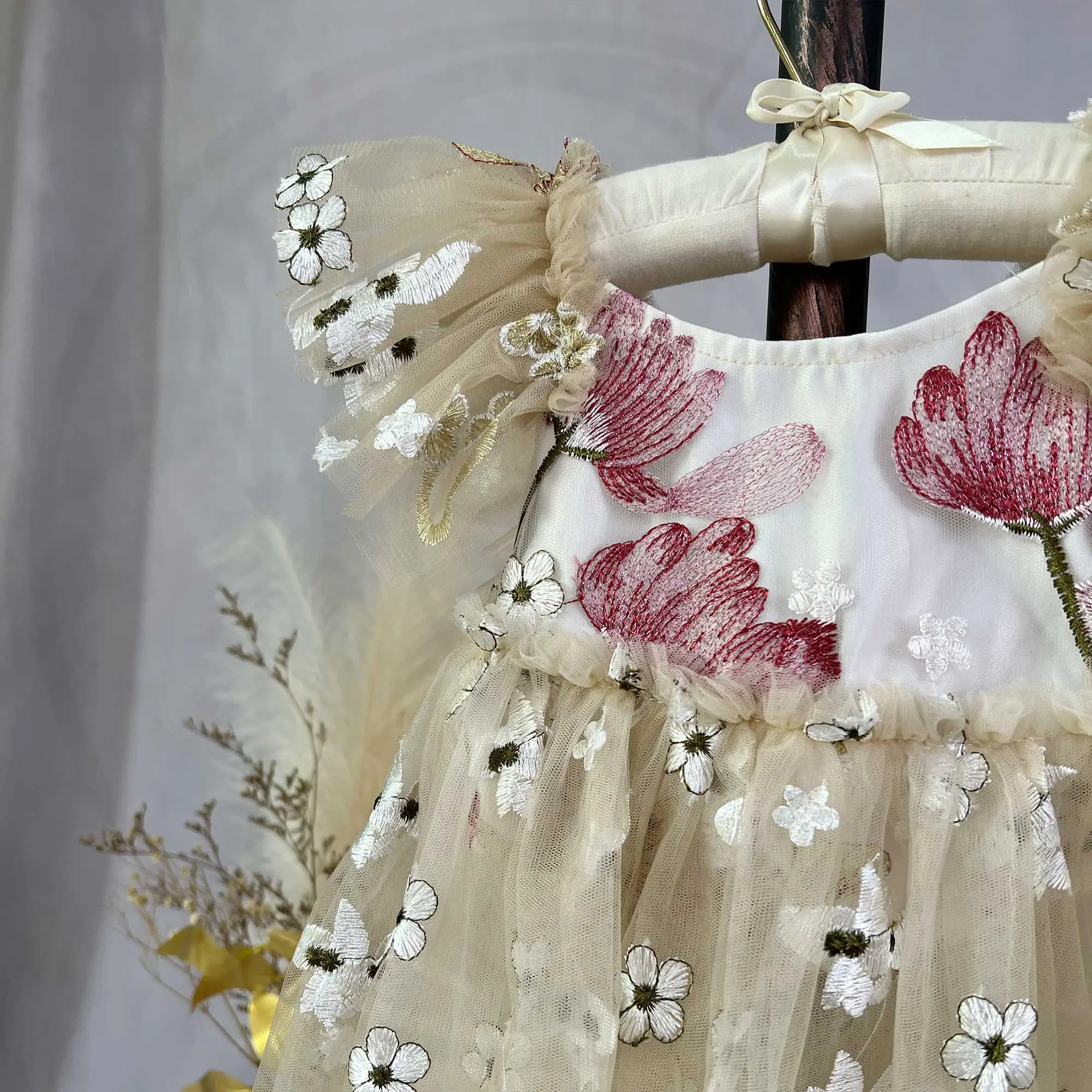 Children's Sleeveless Organza Embroidery Pleated Lace Dress Birthday Ceremonial Ball Flower Girl Gowns Photography Photo Prop