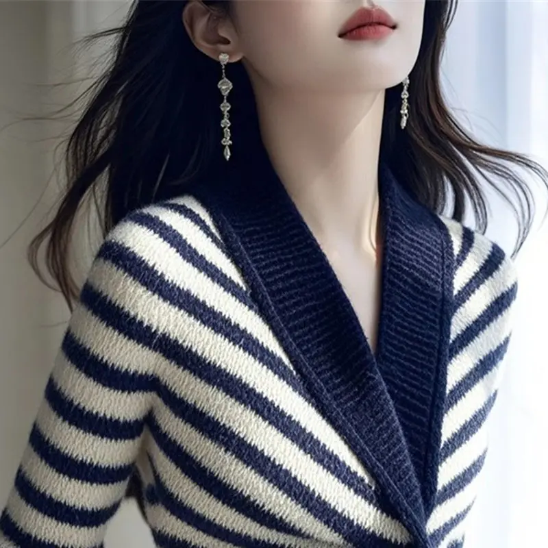 Fashion Knitted Cardigan Sweater Women Autumn Winter New V-Neck Striped Loose Sweater Ladies Chic Style Knitwear Coat Female Top