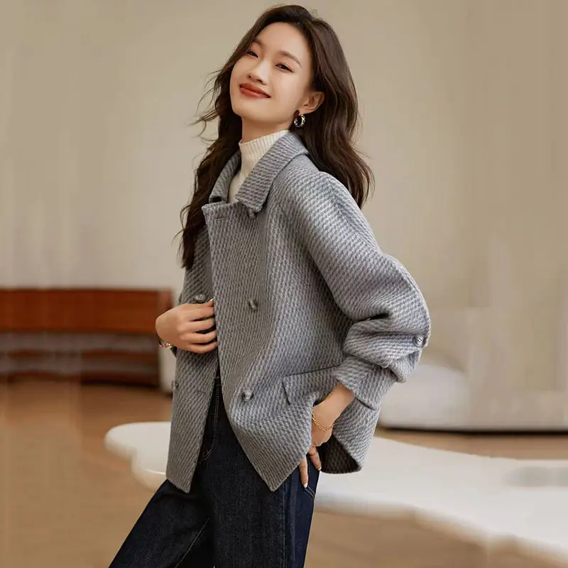 2025 Autumn Winter Women's Woolen Coats New Fashion Korean Solid Short Outerwear Loose Double Breasted Woolen Jacket Female Tops