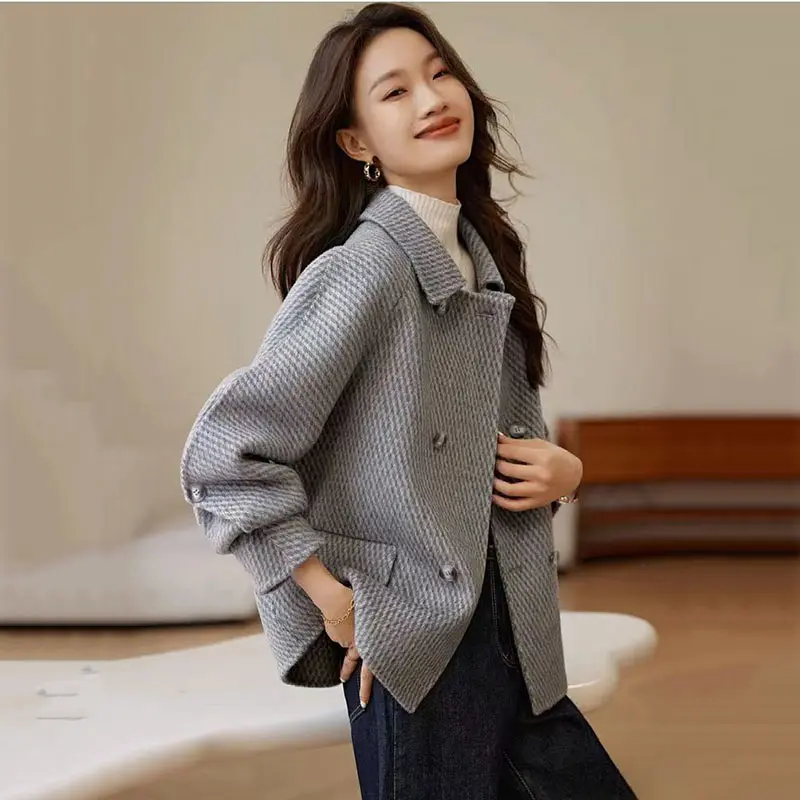 2025 Autumn Winter Women's Woolen Coats New Fashion Korean Solid Short Outerwear Loose Double Breasted Woolen Jacket Female Tops