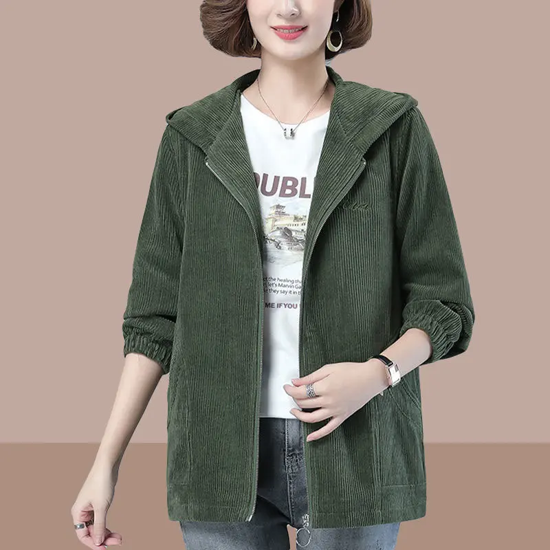Corduroy Jacket Women Autumn Winter New 2022 Loose Hooded Jacket Ladies Mother Casual Velvet Warm Corduroy Coat R744
