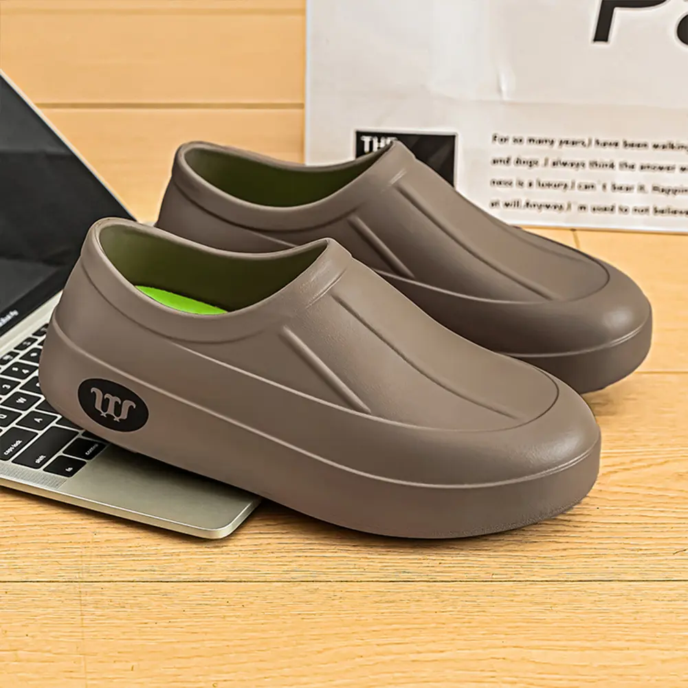 EVA Chef Shoes Outdoor Safety Shoes Waterproof Comfortable Walking Shoes Oil-proof Slip On Nursing Shoes Non Slip for Men