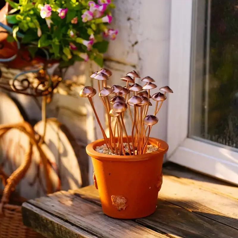 Creative Mini Metal Cute Mushroom Decoration Outdoor Garden Courtyard Decoration Atmosphere Potted Flower Decoration