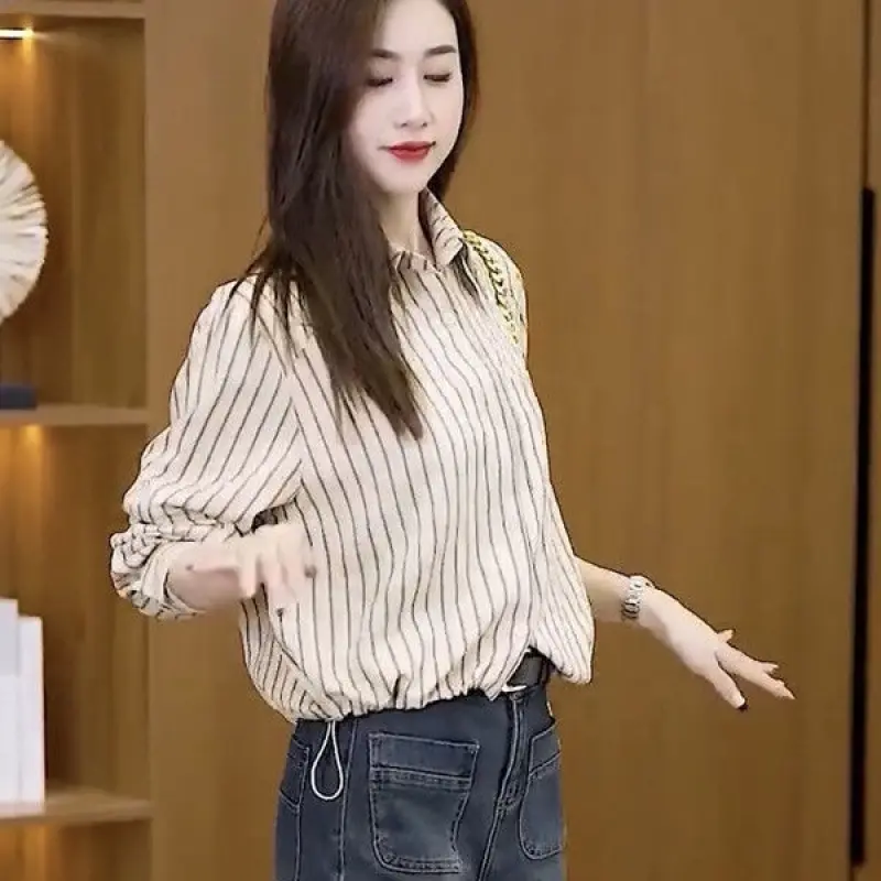 Chic Striped Shirt Women's Spring Autumn New Korean Fashion Long-Sleeved Casual Waist Short Blouses Ladies Temperament Tops
