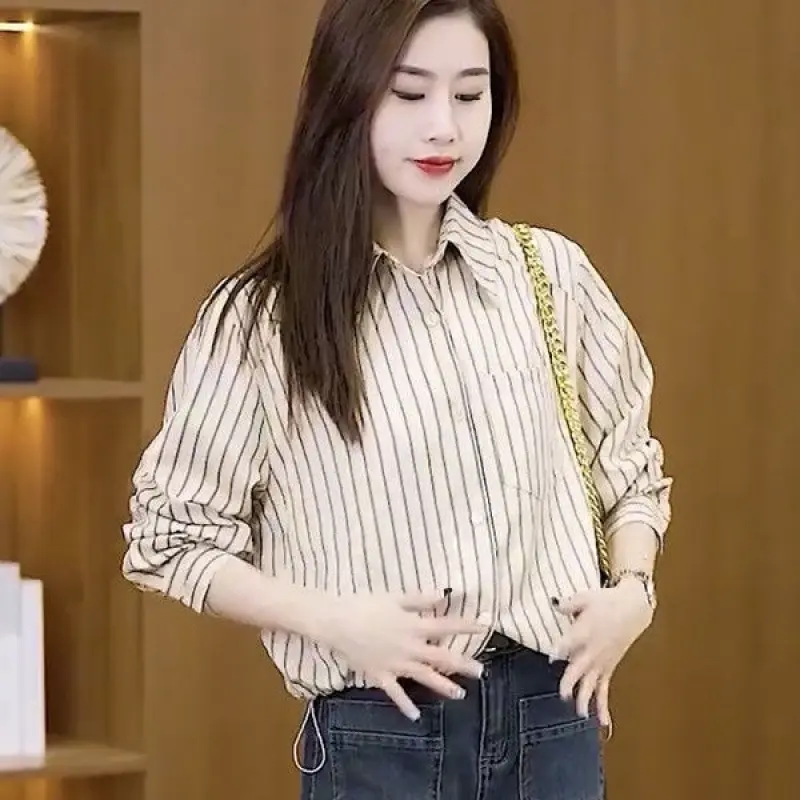 Chic Striped Shirt Women's Spring Autumn New Korean Fashion Long-Sleeved Casual Waist Short Blouses Ladies Temperament Tops