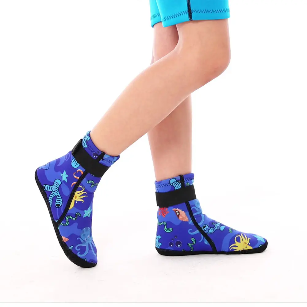 Kids Neoprene Water Socks Beach Socks Anti-slip Toddlers Diving Socks Adjustable Snorkeling Boots Keep Warm for Water Sports