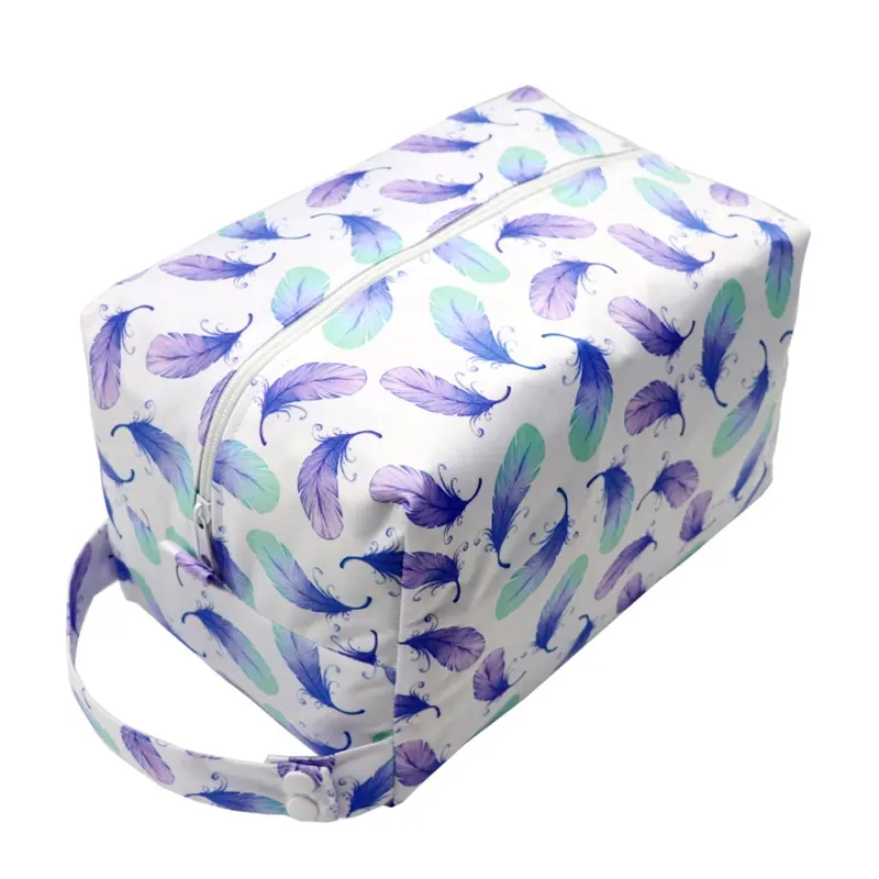 Portable Diaper Bags Reusable Waterproof Fashion Prints Wet/Dry Cloth Wet Bag Mommy Storage Travel Bag With zipper