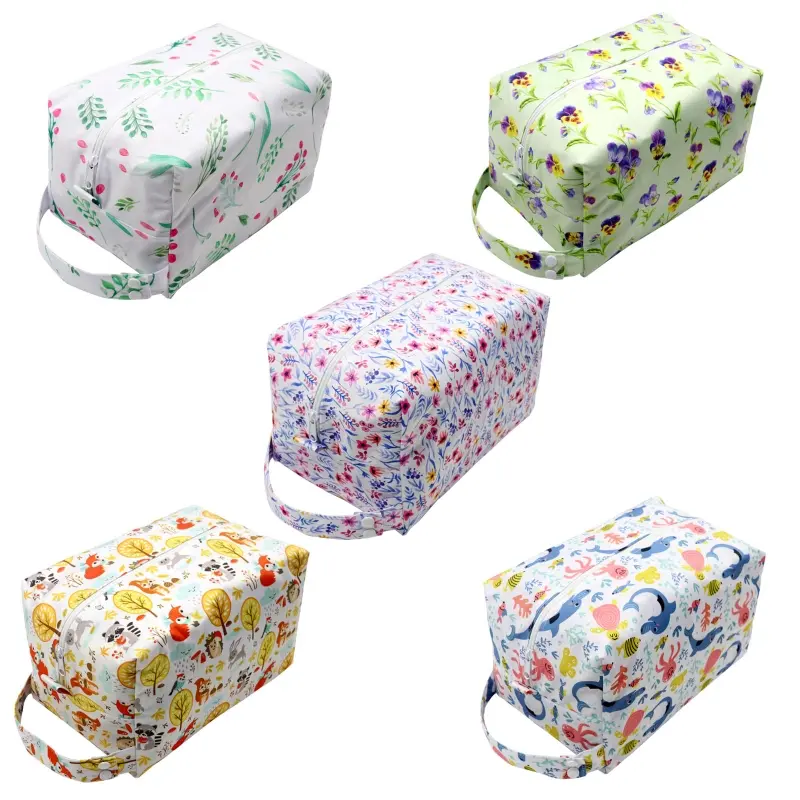 Portable Diaper Bags Reusable Waterproof Fashion Prints Wet/Dry Cloth Wet Bag Mommy Storage Travel Bag With zipper