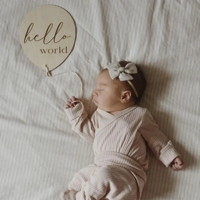 Baby Wooden Balloon Milestone Newborn Birth 1-12 Month Card Birthday Gift Toddler Wooden Commemorativenir Photography Prop Toy