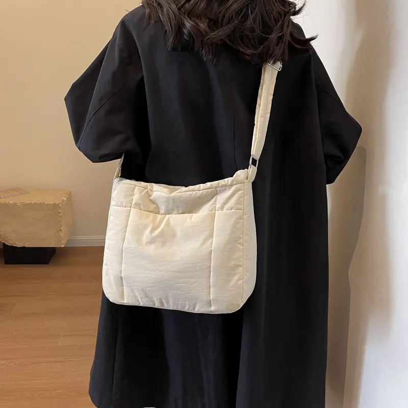 New Quilted Padded Totes Bag Large Capacity Down Fabric Messenger Shoulder Bag Space Cotton Adjustable Length Crossbody Bags