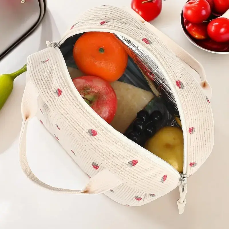 New Strawberry Pattern Home Storage Bag Picnic Thermal Lunch Box Simple Multifunctional Cooler Bag Handheld Bento Box Loncheras
