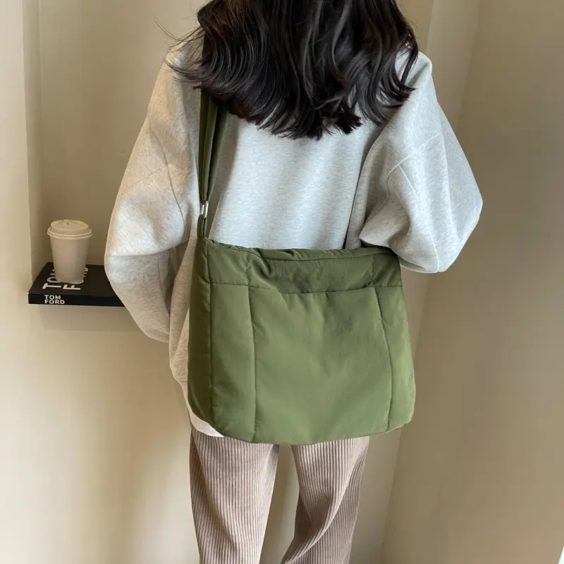 New Quilted Padded Totes Bag Large Capacity Down Fabric Messenger Shoulder Bag Space Cotton Adjustable Length Crossbody Bags