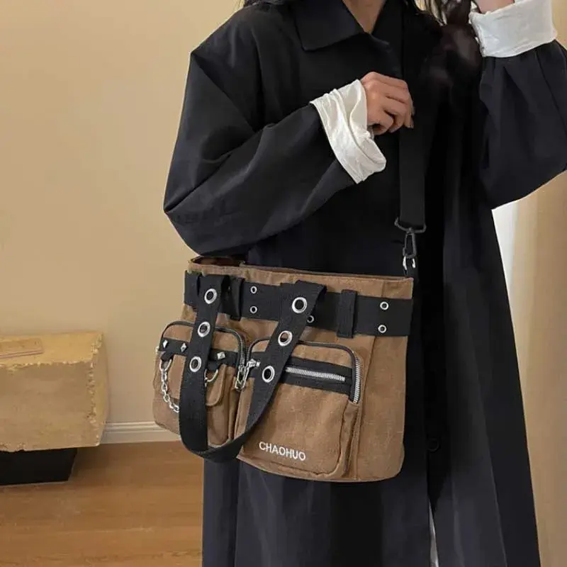 Chains Zipper Buckle Nylon Shoulder Bags Solid Zipper Rivet Versatile Hand Bags 2024 Hot Sale Bags for Women Bolsas De Hombro