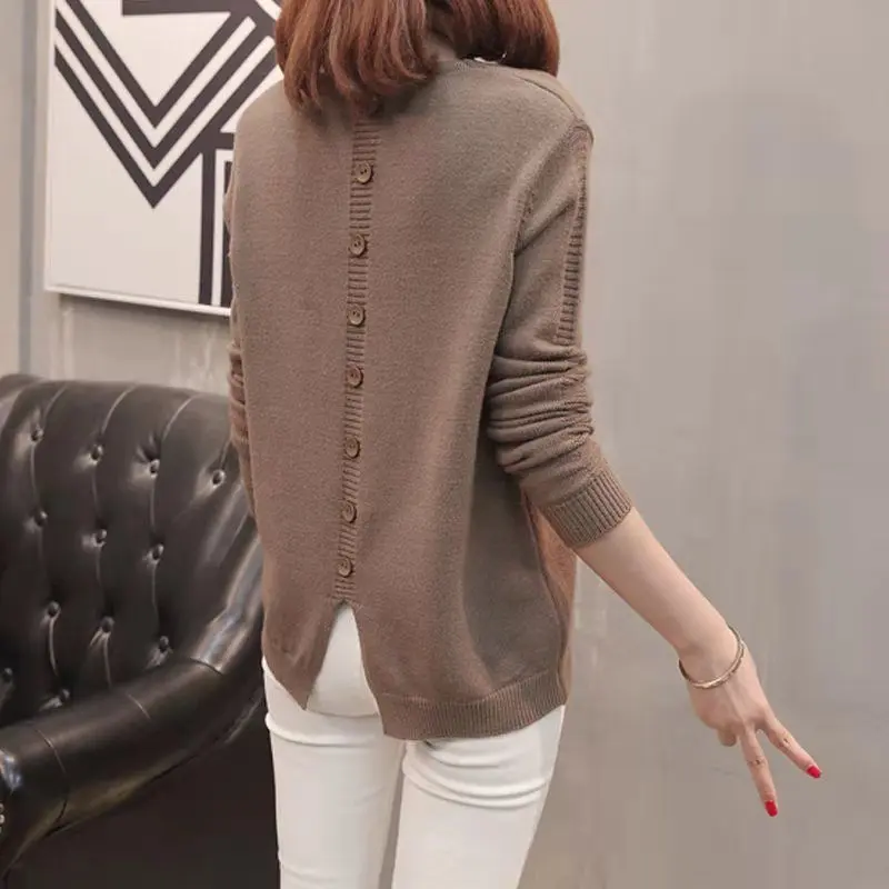 2025 New Autumn Winter New Women's Sweater Pullover V-neck Long Sleeved Thin Knitted Sweater Female Bottoming Shirt knitwear