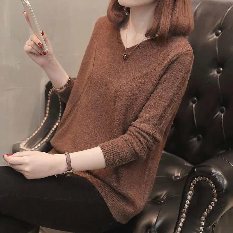 2025 New Autumn Winter New Women's Sweater Pullover V-neck Long Sleeved Thin Knitted Sweater Female Bottoming Shirt knitwear