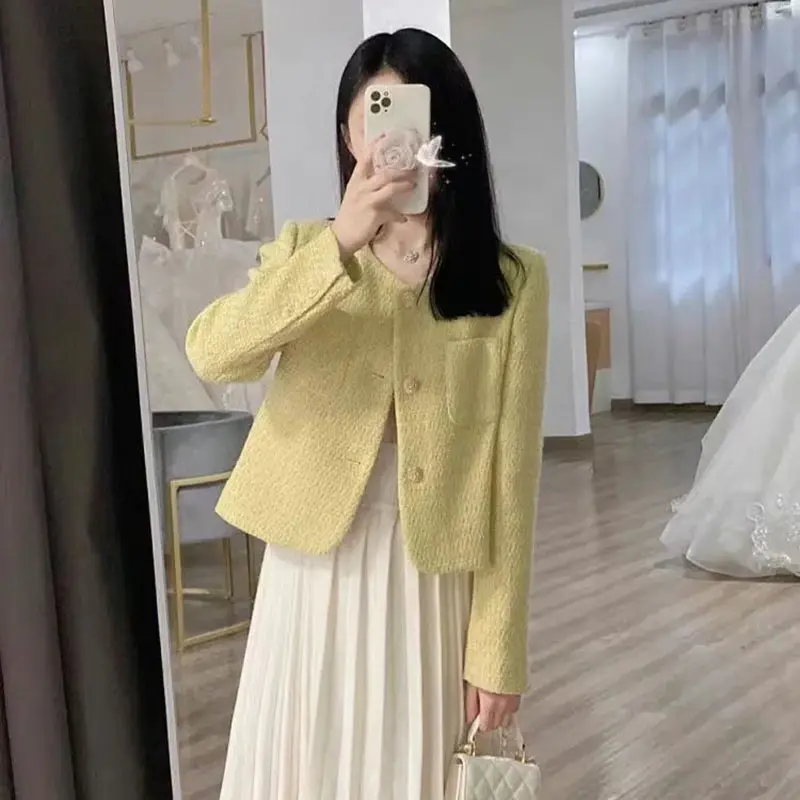Spring Autumn Women Tweed Jacket 2025 New Mid-Aged High quality Long Sleeve Single-Breasted Lady Short Elegant Wool Coat Female