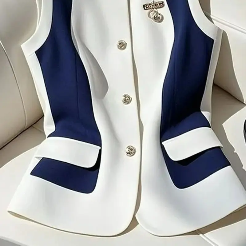 Fashion Korean Contrast Vest Jacket Women 2025 New Female Waistcoat Loose Spring Autumn Sleeveless Vests Coat Ladies Casual Tops