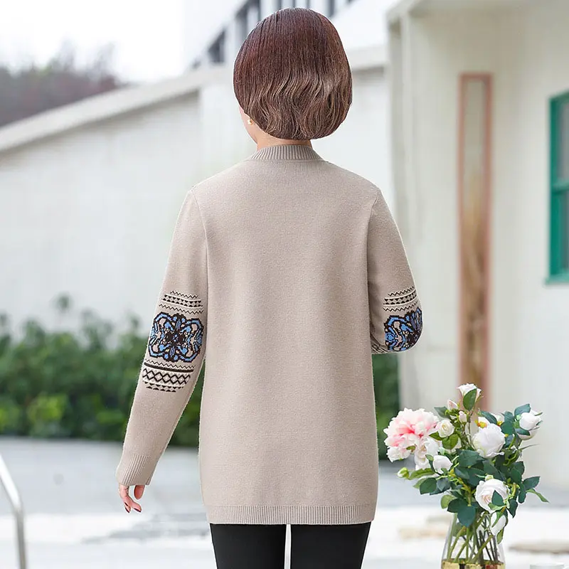 Autumn Women Coat Noble Fashion Middle-aged Jacket New KnitCardigan Female Mid-length Loose mother Clothing Knit Sweater R620