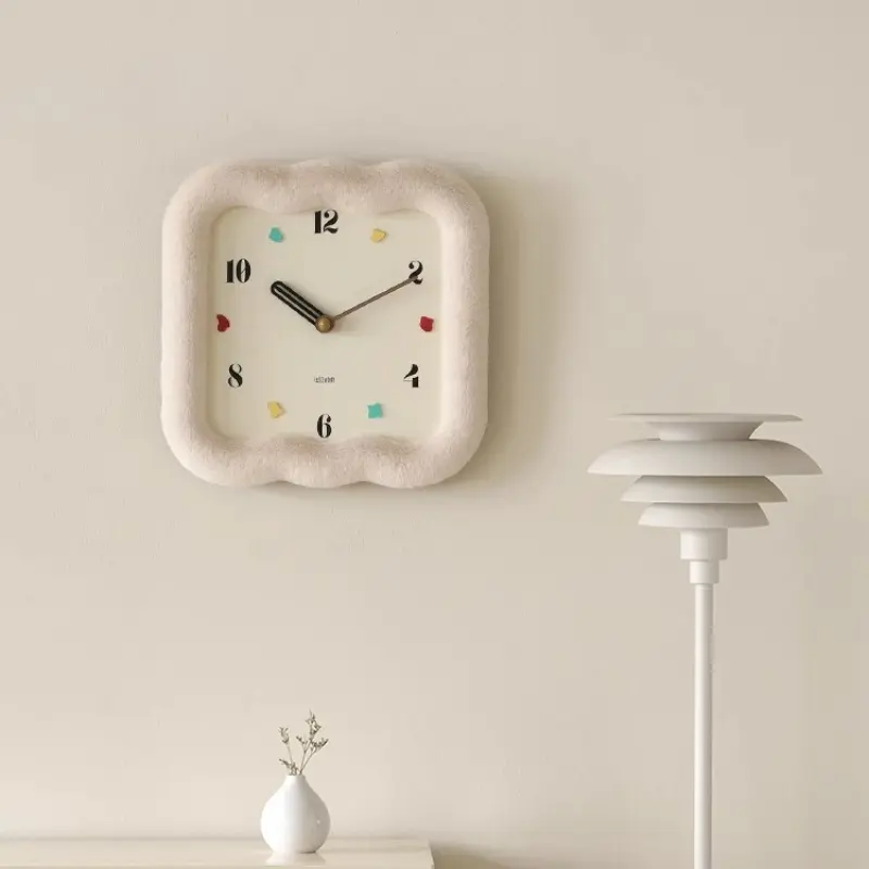Aesthetics Design Wall Clocks Elegant Cute Bedroom Home Wall Clock Modern Luxury Reloj Pared House Decorations Living Room