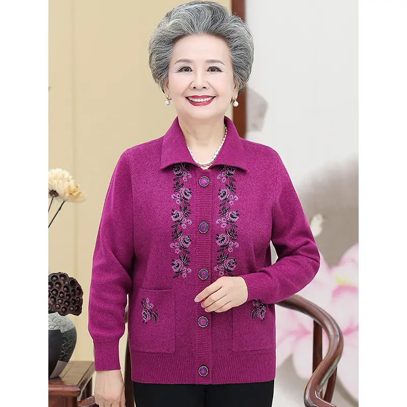 The elderly Women's Sweater Cardigan Jacket 2025 New Fashion Spring Autumn Clothes Single-breasted Knit Sweater Cardigan Female