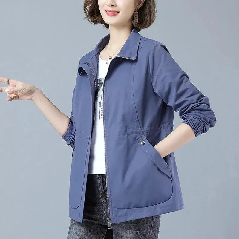 2024 New Spring Autumn middle aged Women Jacket Fashion Pocket Zipper Jackets Causal Long Sleeve Windbreaker Female Short Outerw