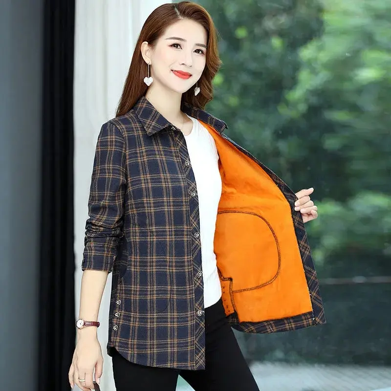 New 2024 Autumn Winter Plaid Shirt Women's Shirts Long Sleeve Single-breasted Velvet Thick Warm Women Blouse Jackets Female Tops