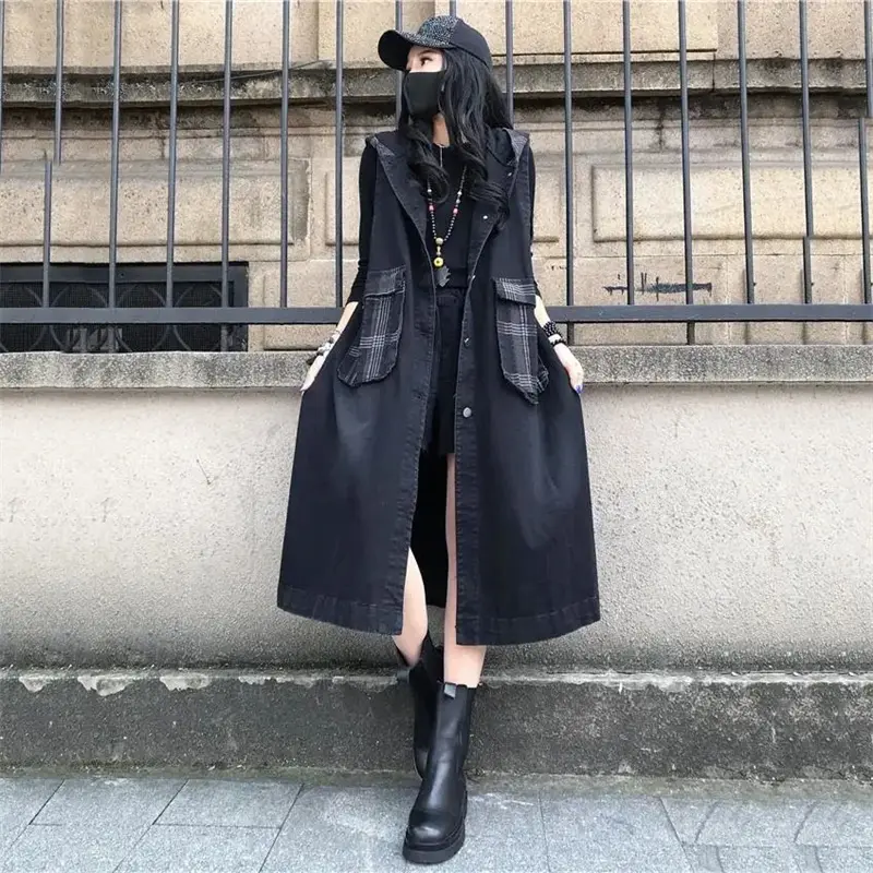 Denim Vest Women New 2025 Spring Autumn Mid-length Hooded stitching Retro Washed Sleeveless Jeans Vest Women Waistcoats Tops