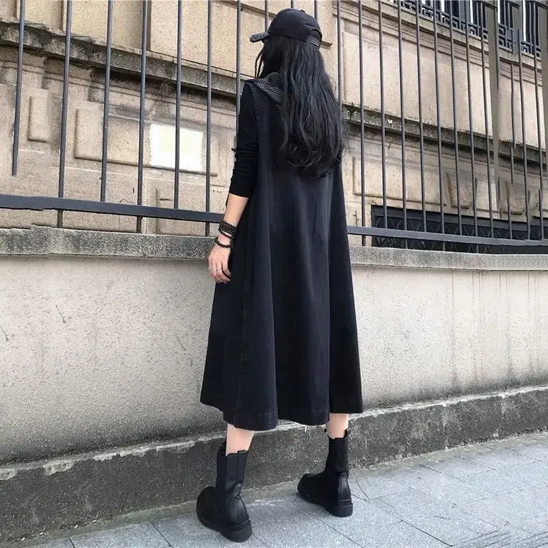 Denim Vest Women New 2025 Spring Autumn Mid-length Hooded stitching Retro Washed Sleeveless Jeans Vest Women Waistcoats Tops
