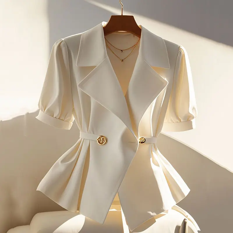 2025 New Summer Light-cooked French Niche Design Unique and Super-beautiful White Blazer Collar Short-sleeved Waist Shirt Female