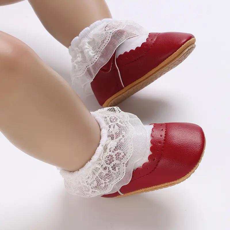 Baby girl cute bow decoration set wearing Mary Jane shoes, children's outdoor walking shoes