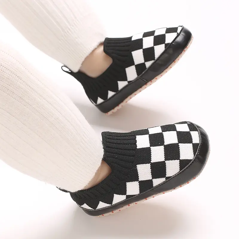 1 Pair Unisex Infant Casual Slip-On Shoes, Plaid & Solid Color, Comfortable Lightweight Non-Slip Walking Footwear for Indoor