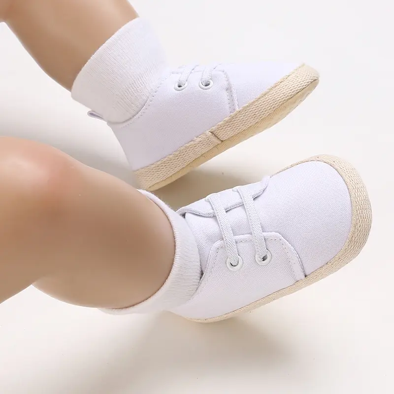 Baby shoes, spring and autumn styles, 0-1 year old girls' flat footed walking shoes, women's treasure princess shoes, walking sh