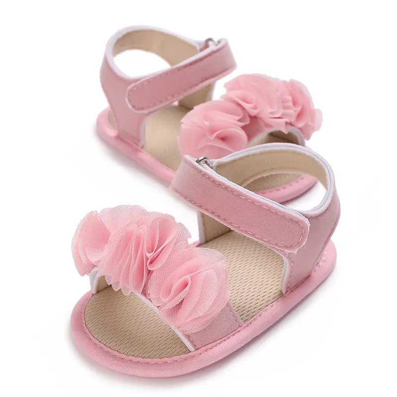 Cute soft soled baby sandals for spring and summer, with cute flowers, suitable for indoor use, non slip and breathable