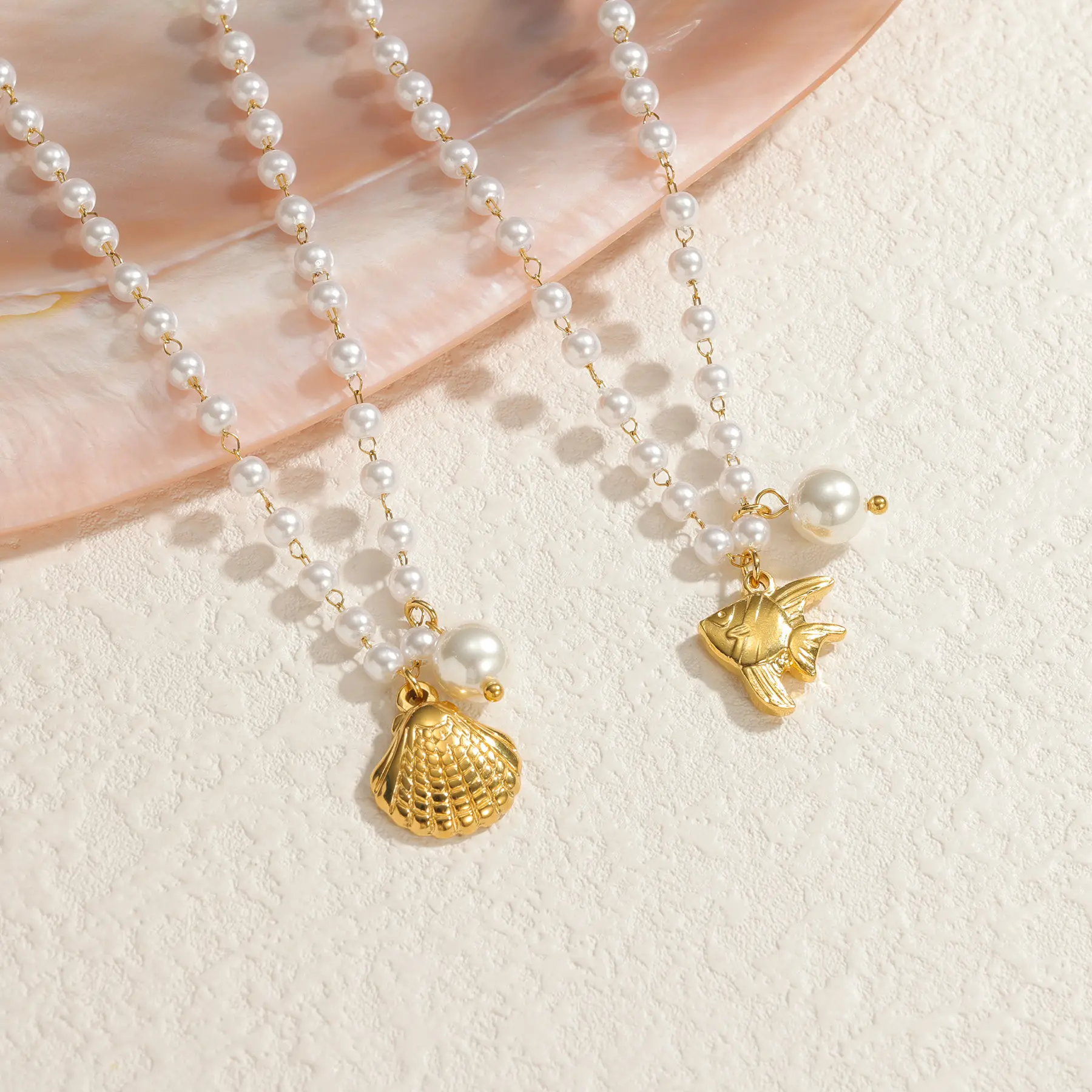 Freeteeme Trendy Imitation Pearl Chain Necklace for Women Gold Color Ocean Series Fish Shell Charm Pendant Jewelry Birthday Gift