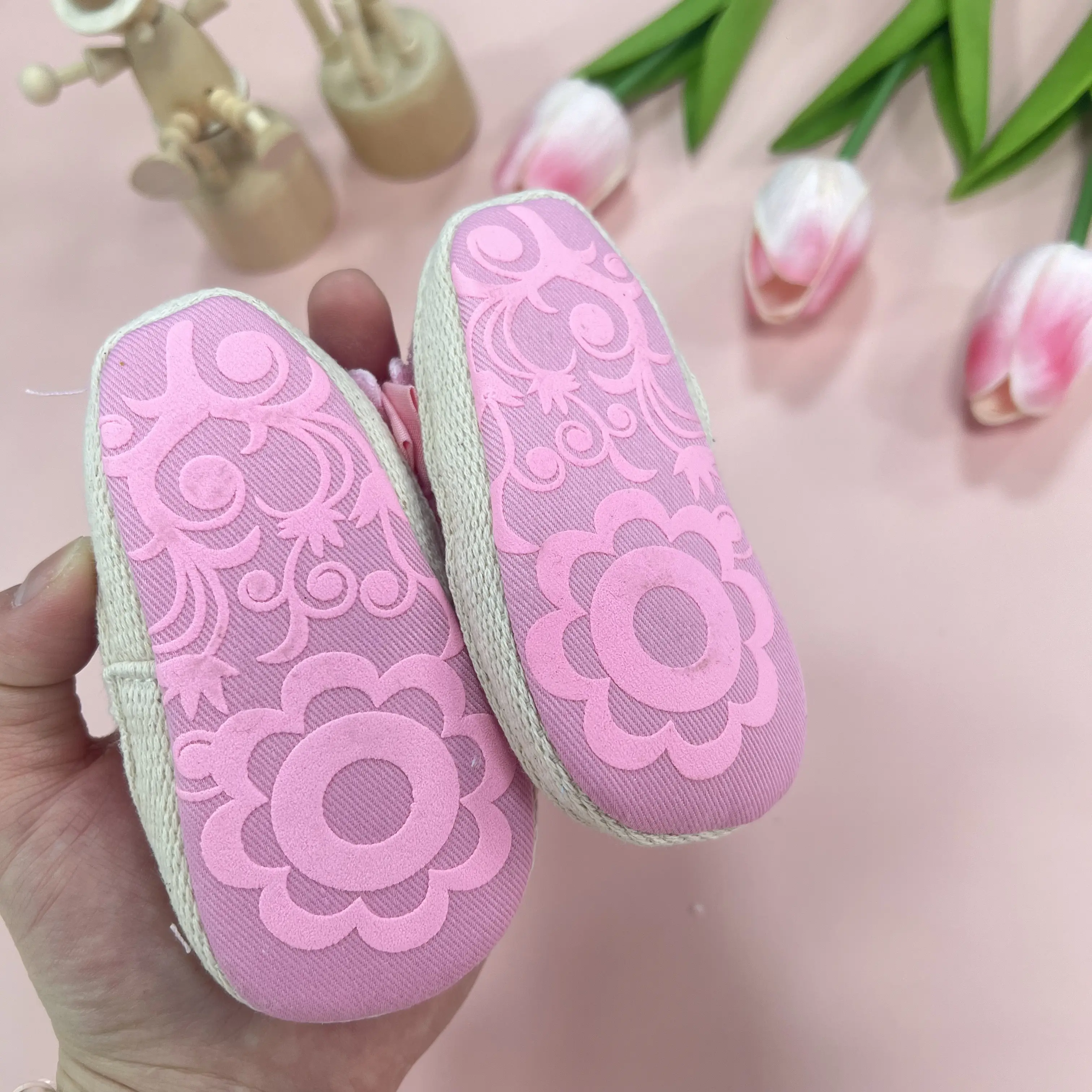Baby Girls and Unisex Soft Soles Slip-Resistant Crib Shoes Slippers for Infant and Toddler, 0-24 Months