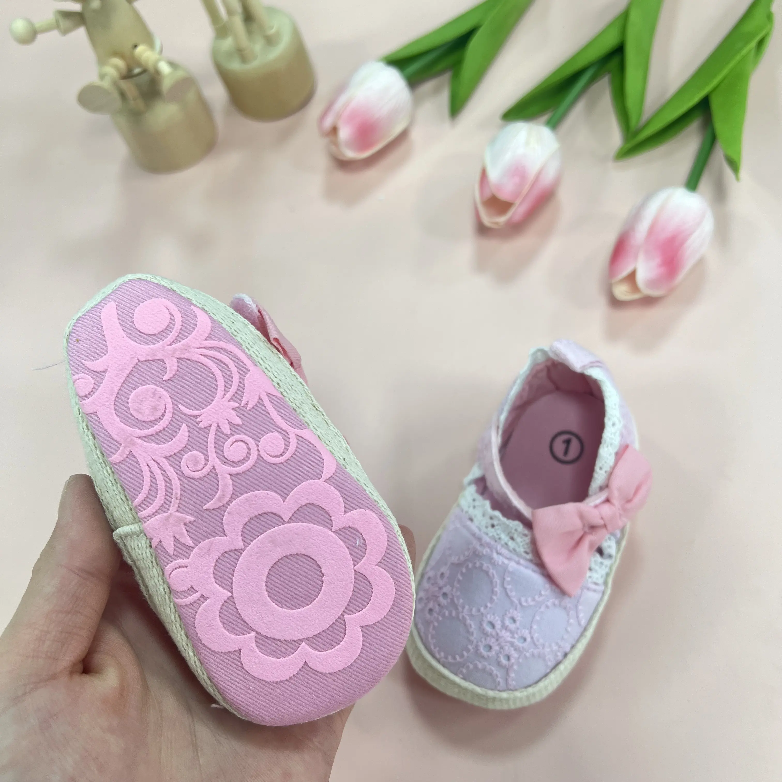 Baby Girls and Unisex Soft Soles Slip-Resistant Crib Shoes Slippers for Infant and Toddler, 0-24 Months