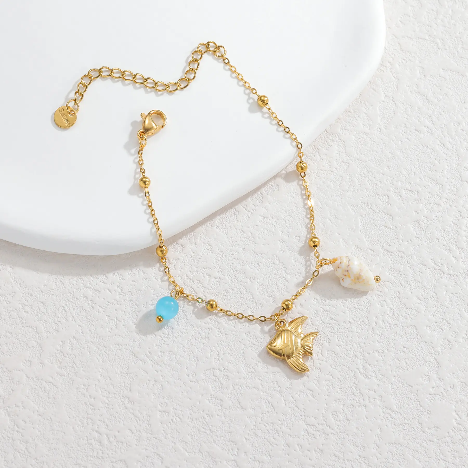 Freeteeme High-End Ocean Series Cute Charm Bracelet for Women Shell Fish Pendant Hand Chain Gold Color Trendy Beach Jewelry Gift