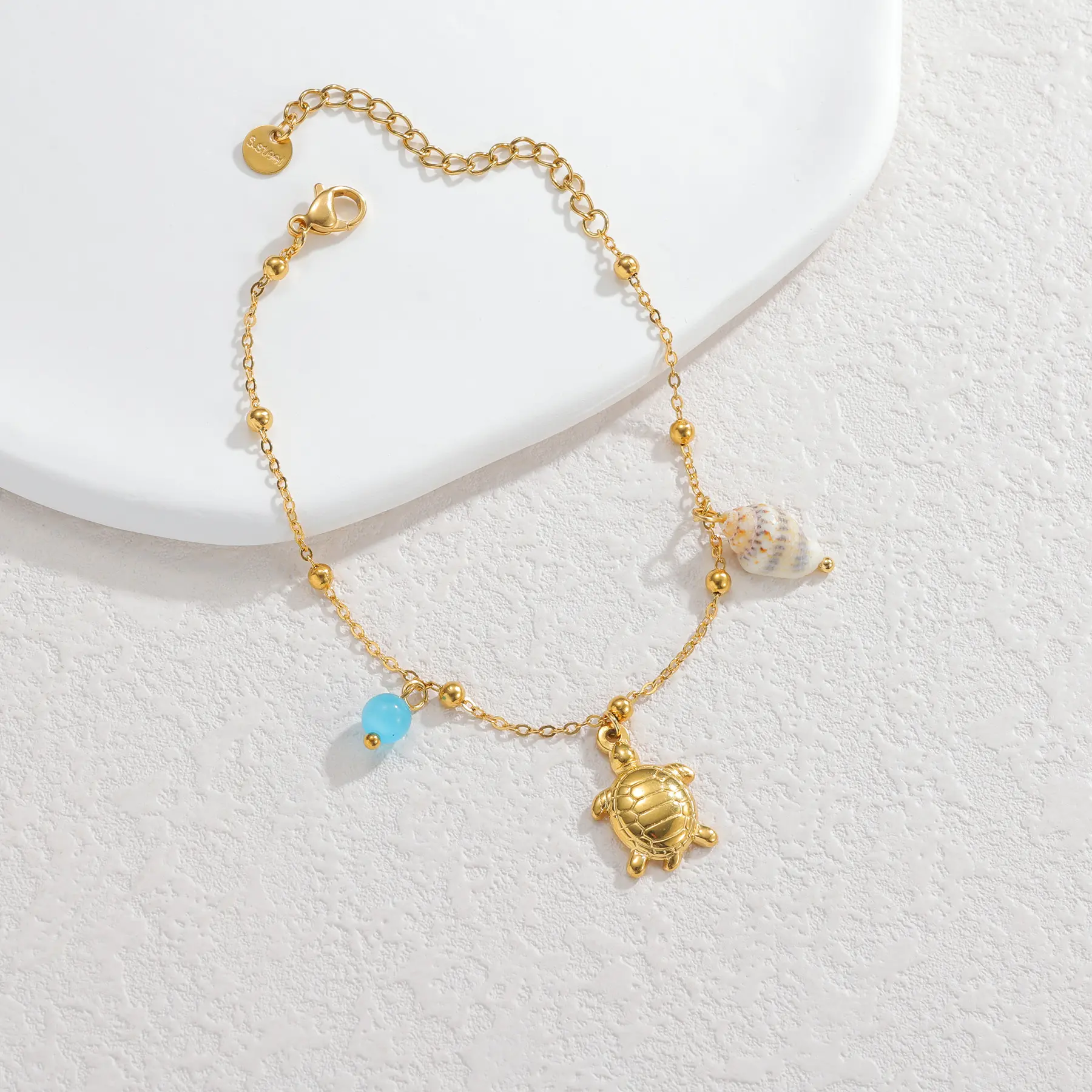 Freeteeme High-End Ocean Series Cute Charm Bracelet for Women Shell Fish Pendant Hand Chain Gold Color Trendy Beach Jewelry Gift
