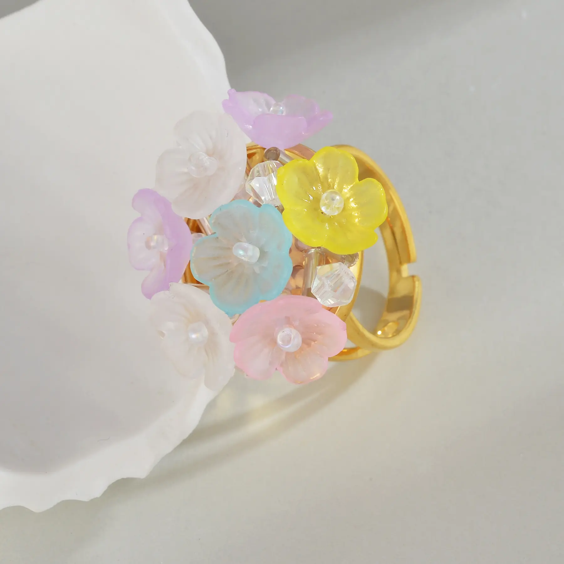 Freeteeme Sweet Colorful Acrylic Flower Ring for Women Gold Plated Stainless Steel Daily Open Ring Summer Jewelry Birthday Gift