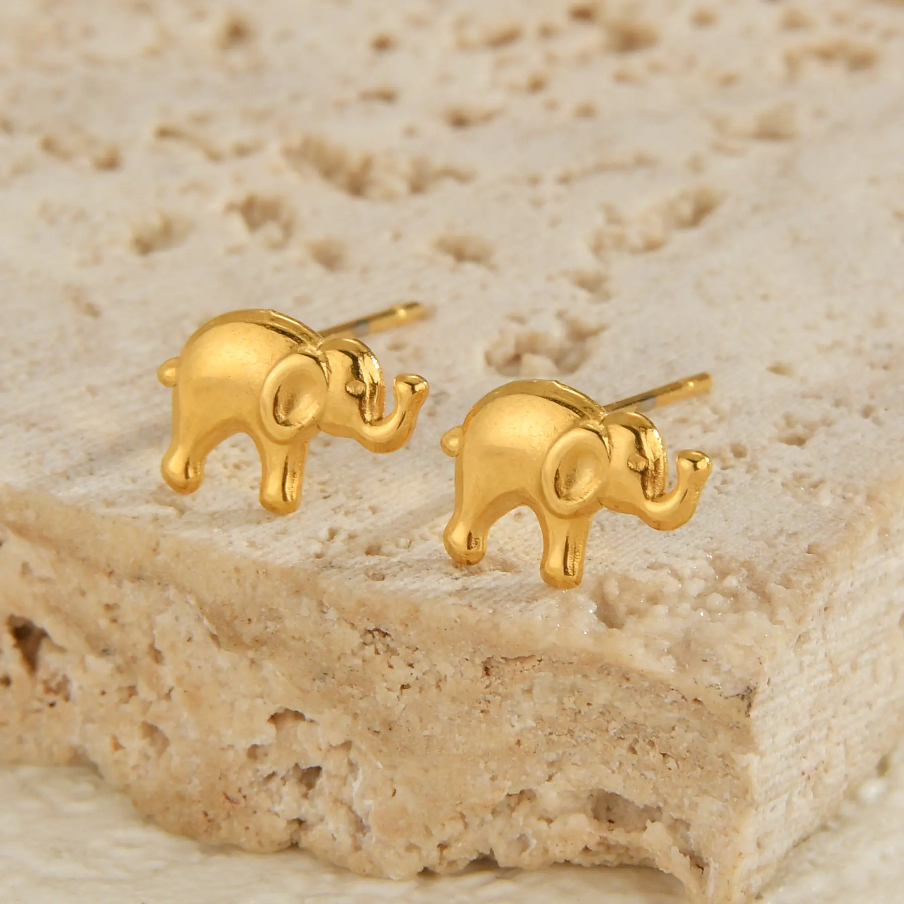 Freeteeme New Cute Animal Stud Earrings for Women Girls Gold Plated Elephant Earring Stainless Steel Jewelry Accessories Gift