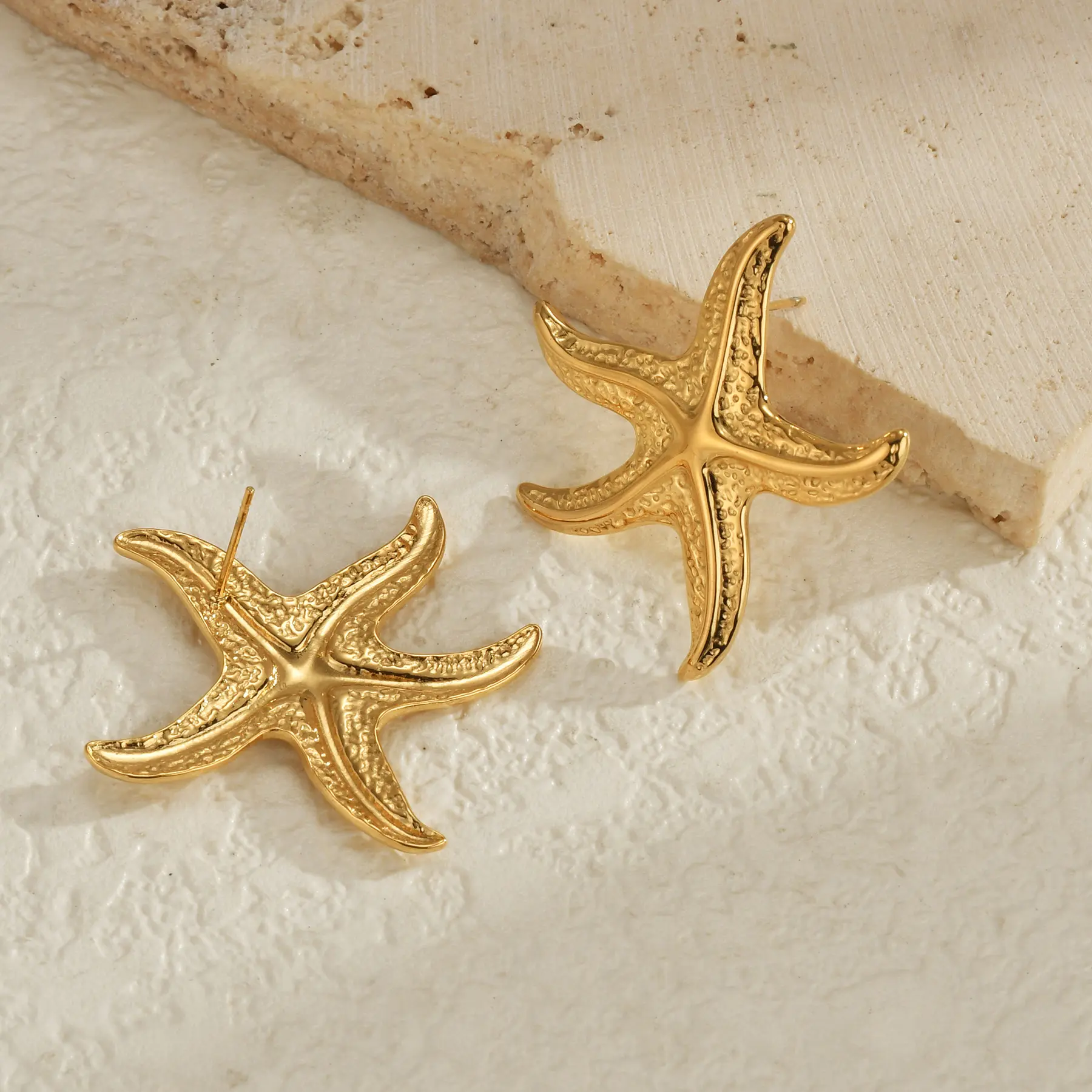 Freeteeme Textured Shell Starfish Stud Earrings Stainless Steel Earrings Beach Holiday Jewelry for Women Birthday Wedding Gift
