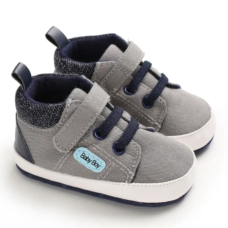 A Versatile Pair of Canvas Shoes Designed for Boys, Suitable for Infants Aged 0-1 Years Learning to Walk, Ideal for Spring