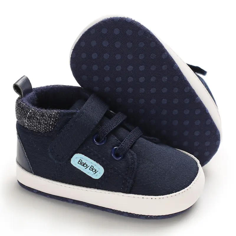 A Versatile Pair of Canvas Shoes Designed for Boys, Suitable for Infants Aged 0-1 Years Learning to Walk, Ideal for Spring