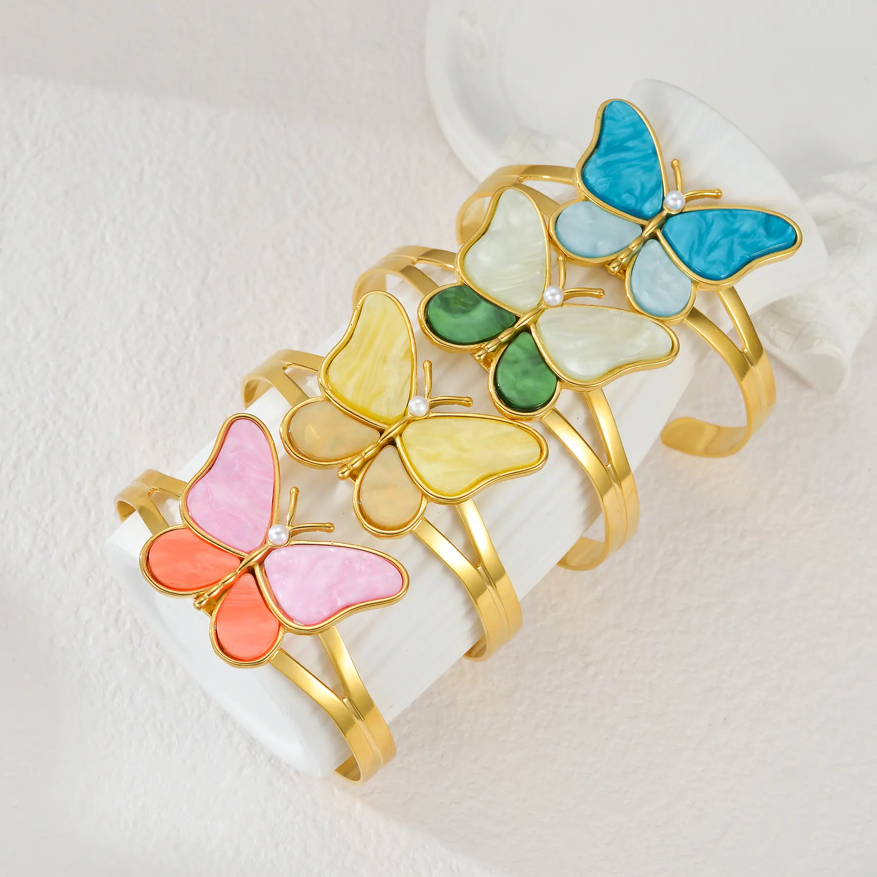 Freeteeme Stylish Colorful Butterfly Cuff Bangle for Women Stainless Steel Inlaid Pearl Open Bracelet Gold Color Birthday Gifts