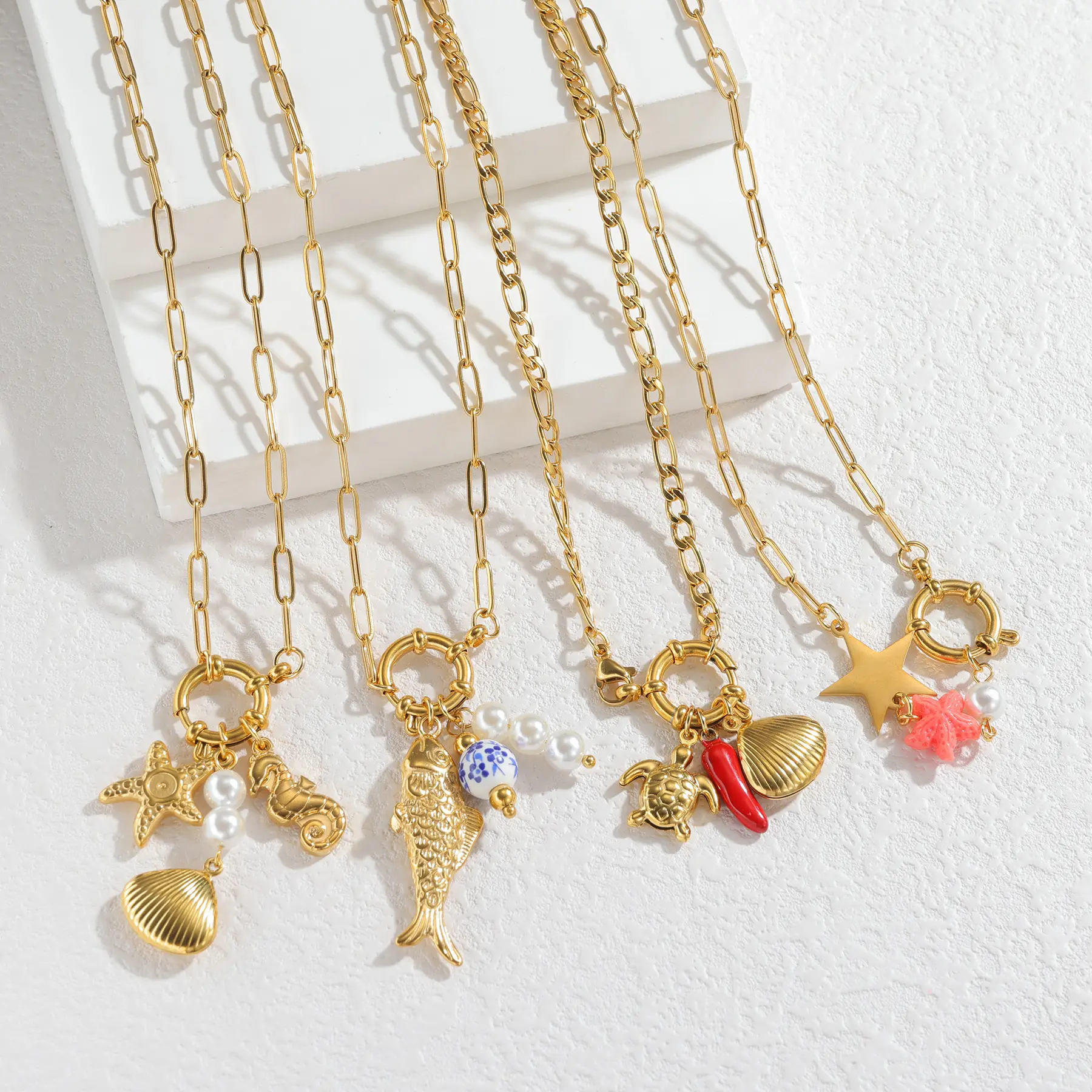 Freeteeme Stylish Shell Starfish Pendant Necklace for Women Gold Color Ocean Series Multi-Charms Necklaces Fashion Holiday Gifts