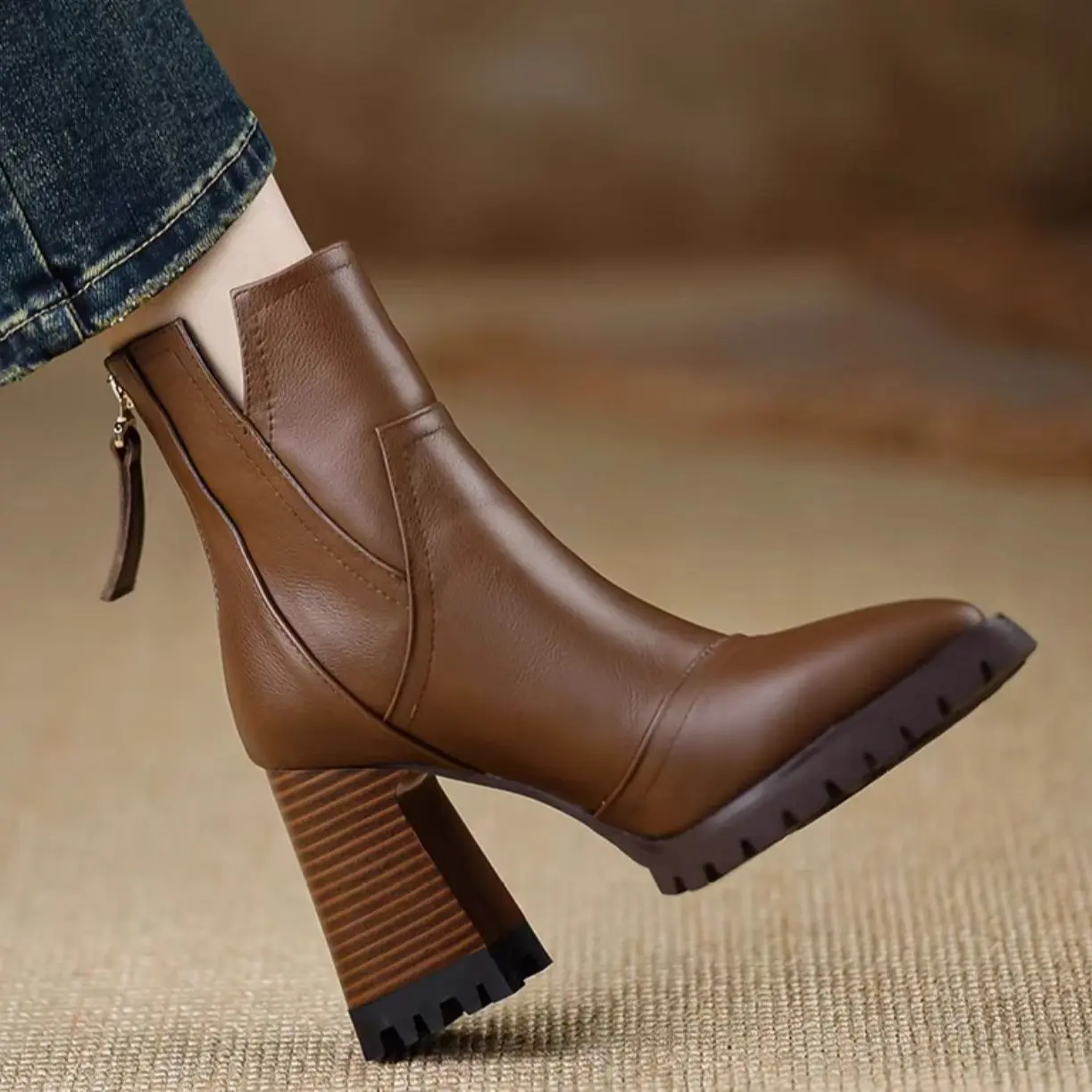 Women's High-heeled Ankle Boots  Fashion Pointed Toe Zipper British Retro Anti Slip Women's Short Boots Botas Mujer