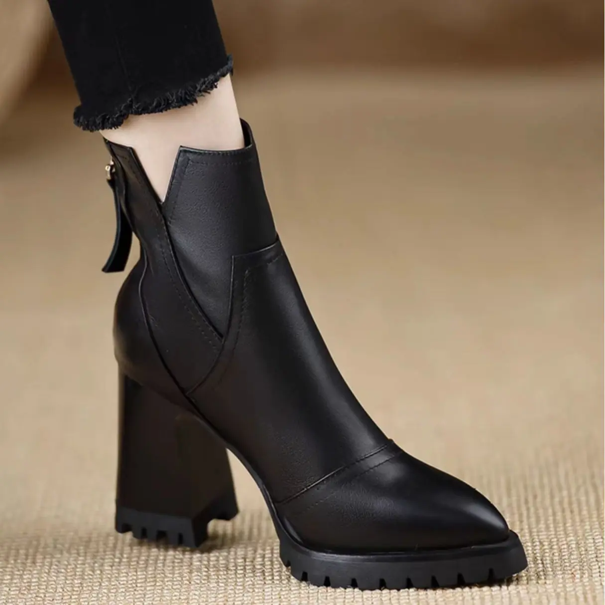 Women's High-heeled Ankle Boots  Fashion Pointed Toe Zipper British Retro Anti Slip Women's Short Boots Botas Mujer